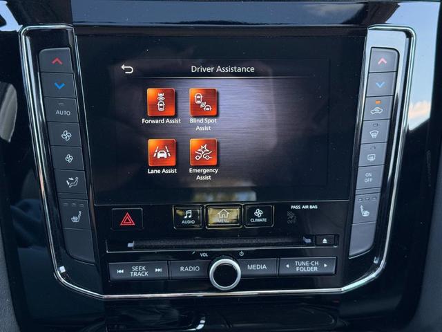 Photo of 2021 Liquid Platinum INFINITI QX80