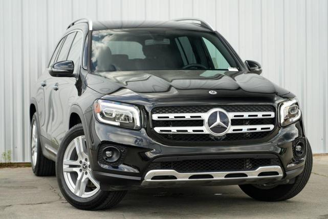 Photo of 2020 Midnight Black Mercedes-Benz GLB 250