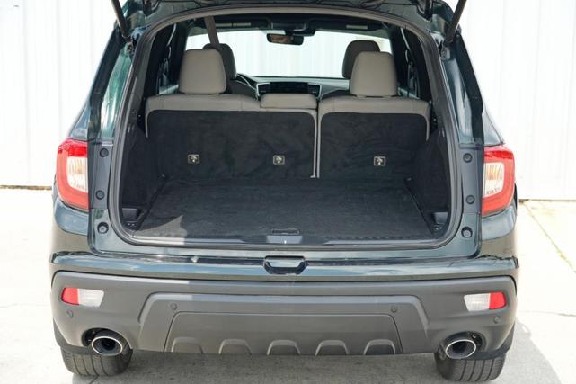 Photo of 2020 Black Forest Pearl Honda Passport