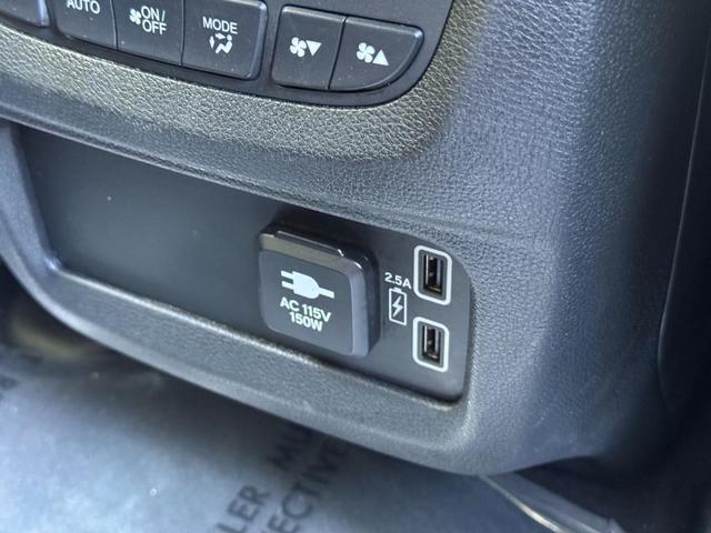 Photo of 2020 Black Forest Pearl Honda Passport