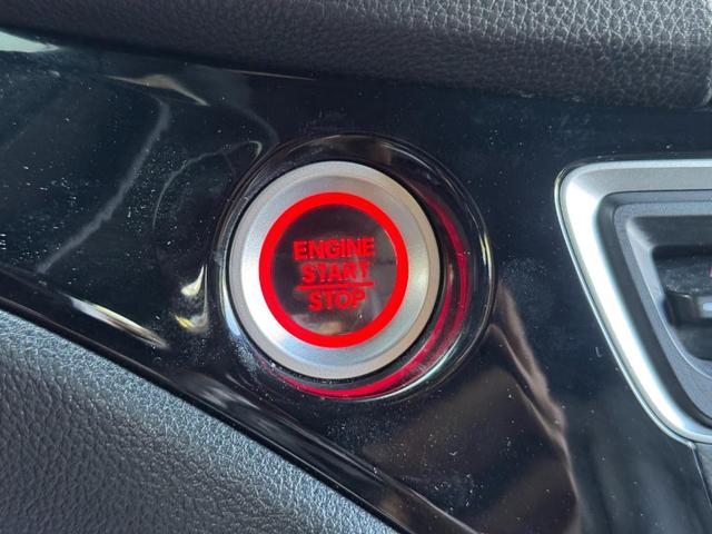 Photo of 2020 Black Forest Pearl Honda Passport