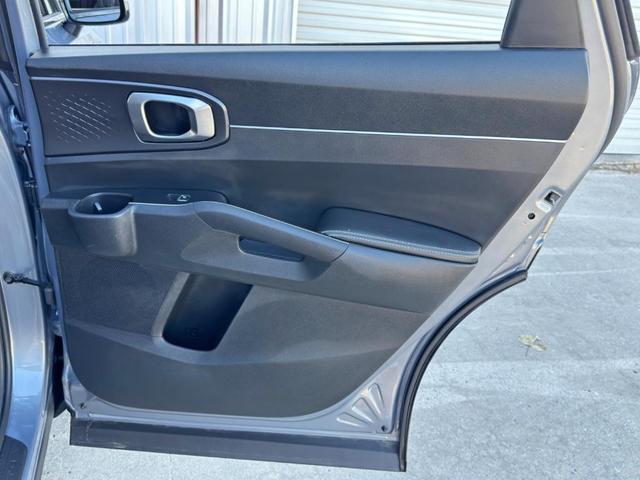 Photo of 2022 Everlasting Silver Kia Sorento