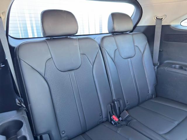 Photo of 2022 Everlasting Silver Kia Sorento