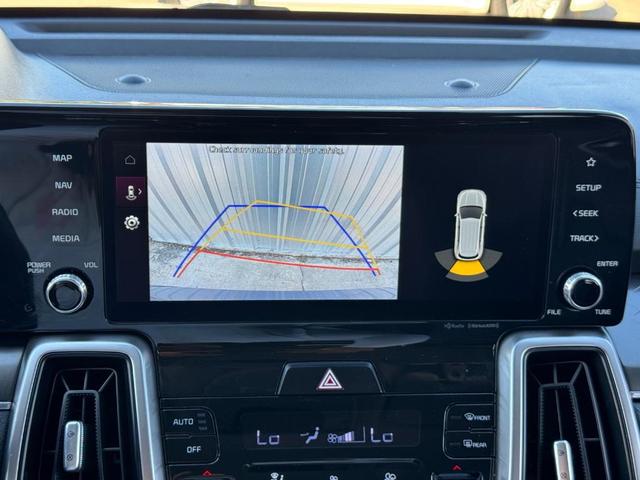 Photo of 2022 Everlasting Silver Kia Sorento