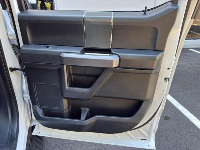 Photo of 2018 Oxford White Ford F-150