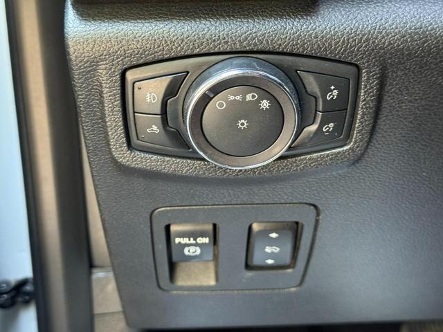 Photo of 2018 Oxford White Ford F-150