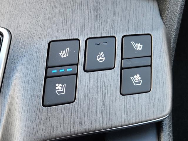 Photo of 2026 Wolf Gray/Black Roof Kia Sportage