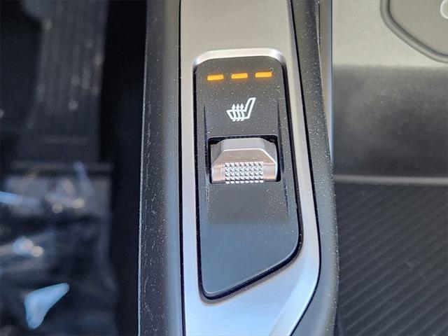 Photo of 2025 Volcanic Sand Kia Sorento Hybrid