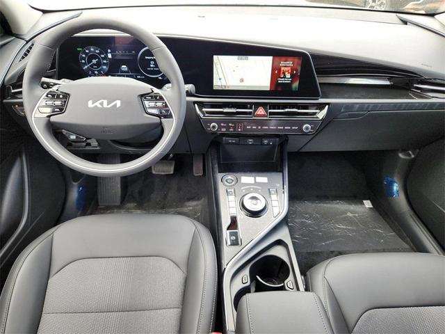Photo of 2025 Aurora Black Pearl Kia Niro EV