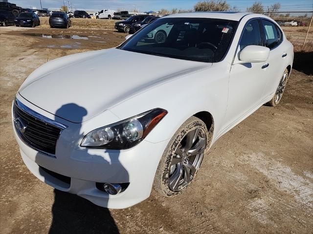 2013 Infiniti M37