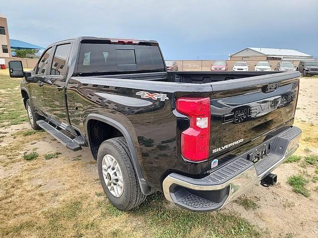 Photo of 2025 Black Chevrolet Silverado 2500