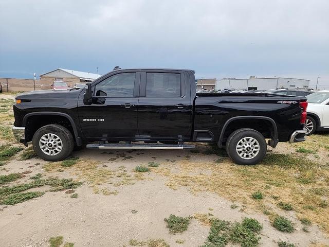 Photo of 2025 Black Chevrolet Silverado 2500
