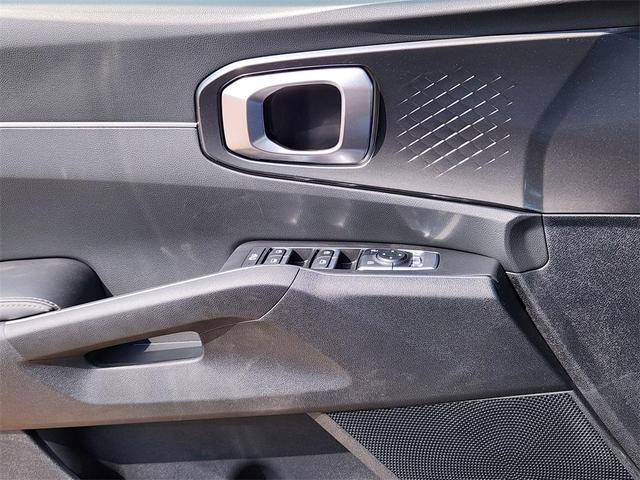 Photo of 2026 Wolf Gray Kia Sorento