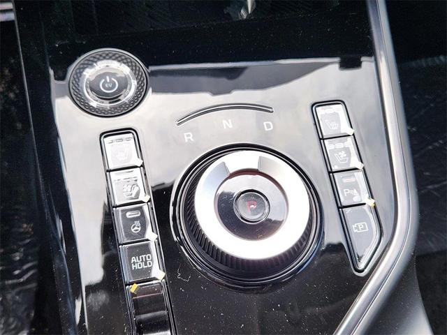 Photo of 2025 Runway Red Kia Niro EV