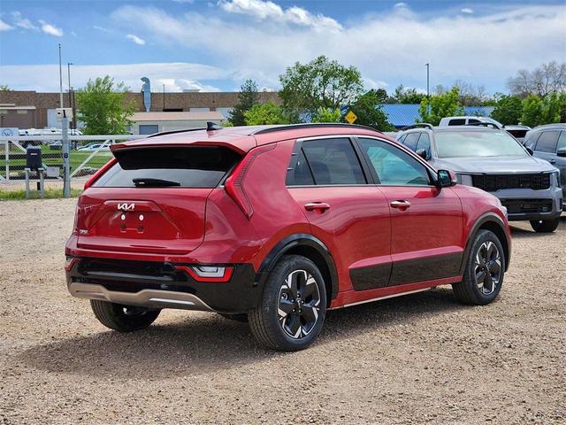 Photo of 2025 Runway Red Kia Niro EV
