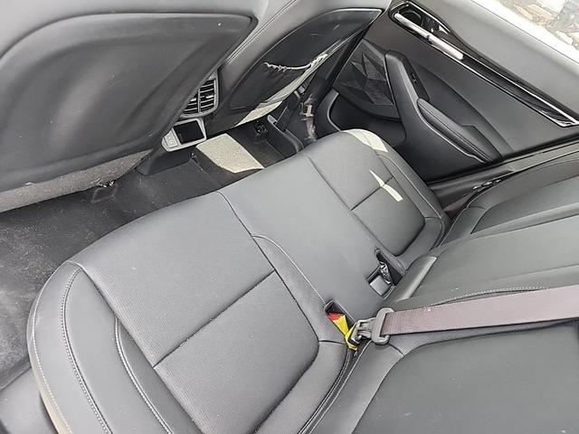 Photo of 2024 Steel Gray Kia Seltos