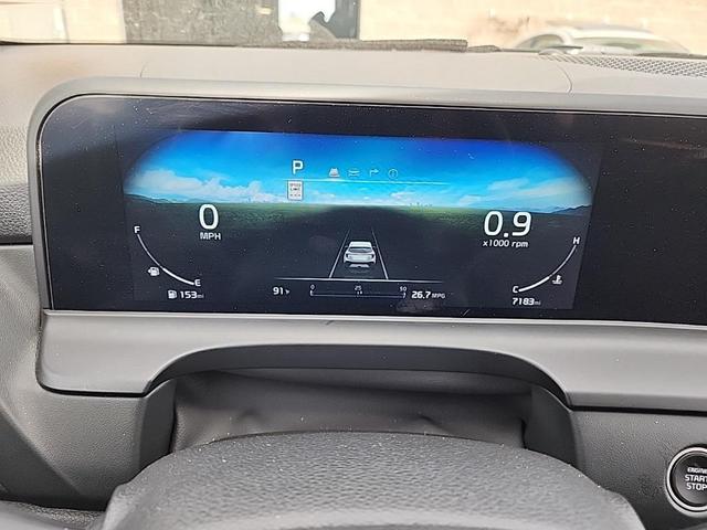 Photo of 2024 Steel Gray Kia Seltos