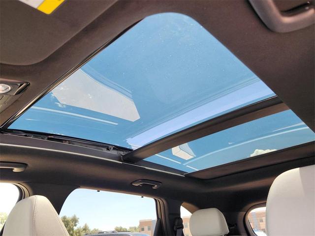 Photo of 2025 Aurora Black Pearl Kia Sorento Hybrid