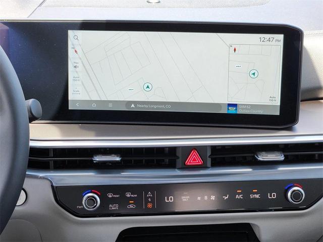 Photo of 2025 Aurora Black Pearl Kia Sorento Hybrid