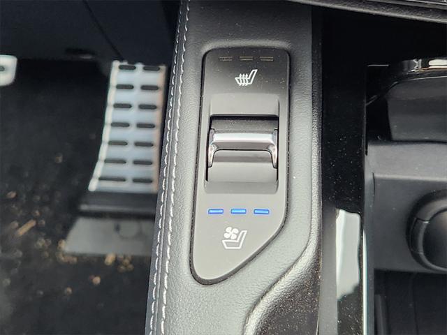 Photo of 2025 Midnight Lake Blue Kia Telluride