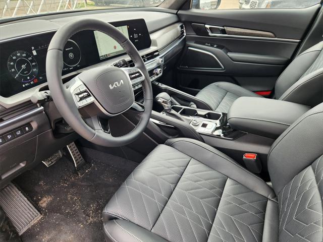 Photo of 2025 Midnight Lake Blue Kia Telluride