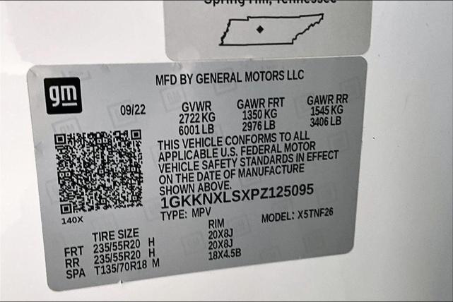 Photo of 2023 White Frost Tri-Coat GMC Acadia