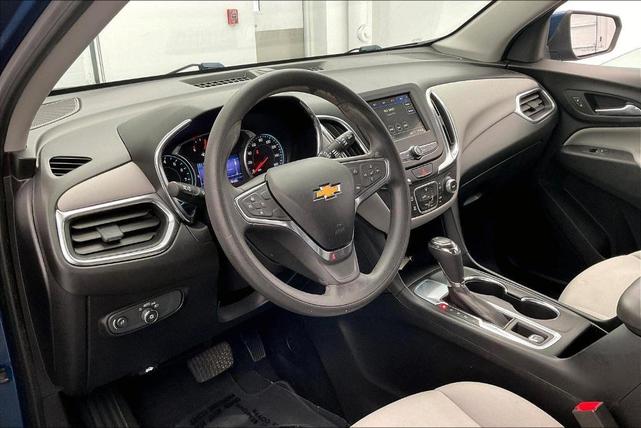 Photo of 2019 Pacific Blue Metallic Chevrolet Equinox