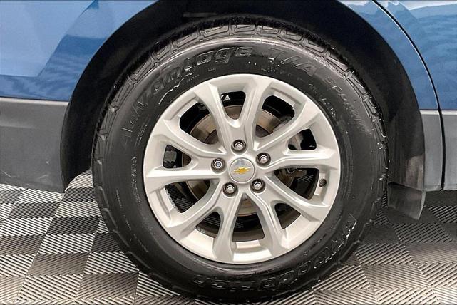 Photo of 2019 Pacific Blue Metallic Chevrolet Equinox