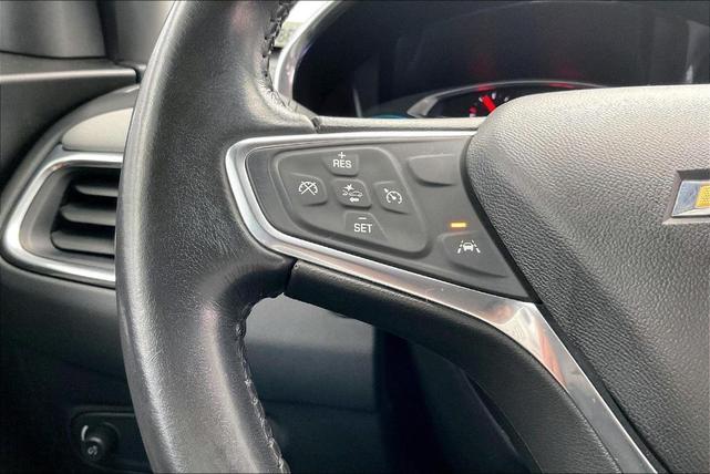 Photo of 2020 Summit White Chevrolet Equinox