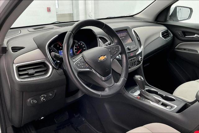 Photo of 2020 Summit White Chevrolet Equinox