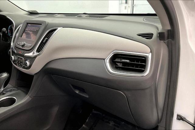 Photo of 2020 Summit White Chevrolet Equinox