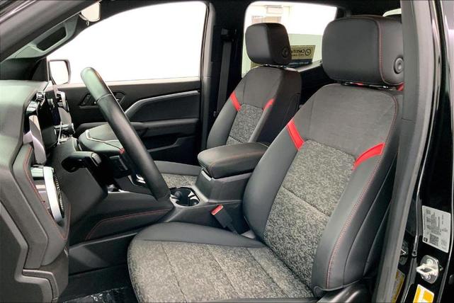 Photo of 2023 Black Chevrolet Colorado