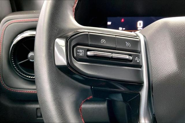 Photo of 2023 Black Chevrolet Colorado