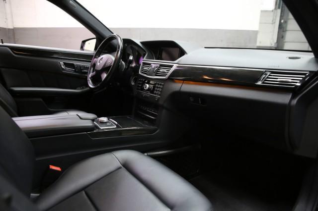 Photo of 2011 Black Mercedes-Benz E-Class