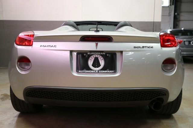 Photo of 2008 Cool (Liquid Silver Met) Pontiac Solstice