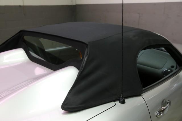 Photo of 2008 Cool (Liquid Silver Met) Pontiac Solstice