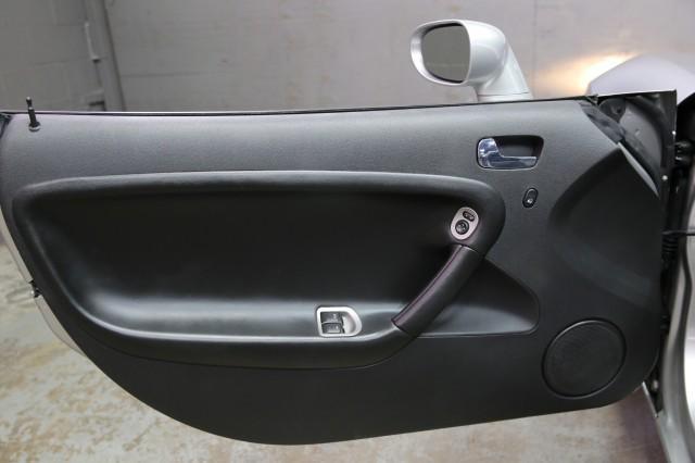 Photo of 2008 Cool (Liquid Silver Met) Pontiac Solstice