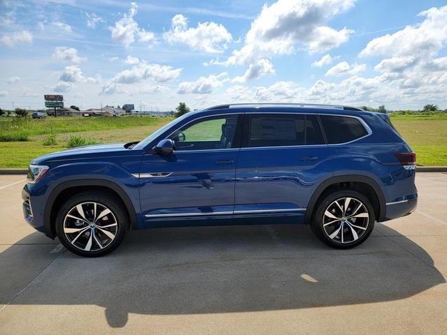 Photo of 2025 Mountain  Lake Blue Volkswagen Atlas