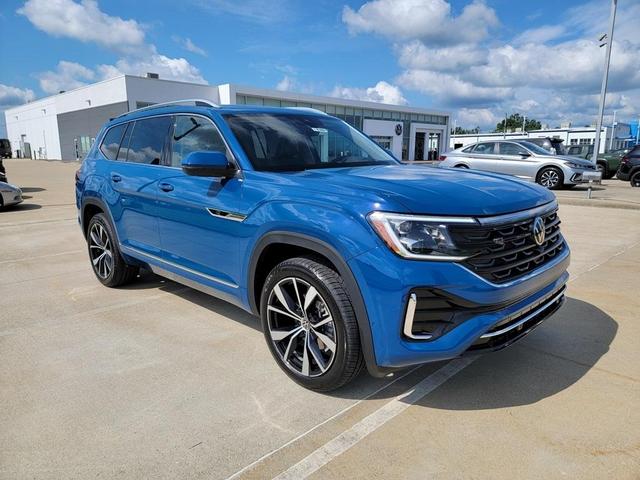 Photo of 2025 Mountain  Lake Blue Volkswagen Atlas