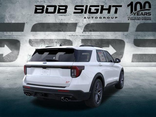 Photo of 2025 Star White Metallic Tri-Coat Ford Explorer