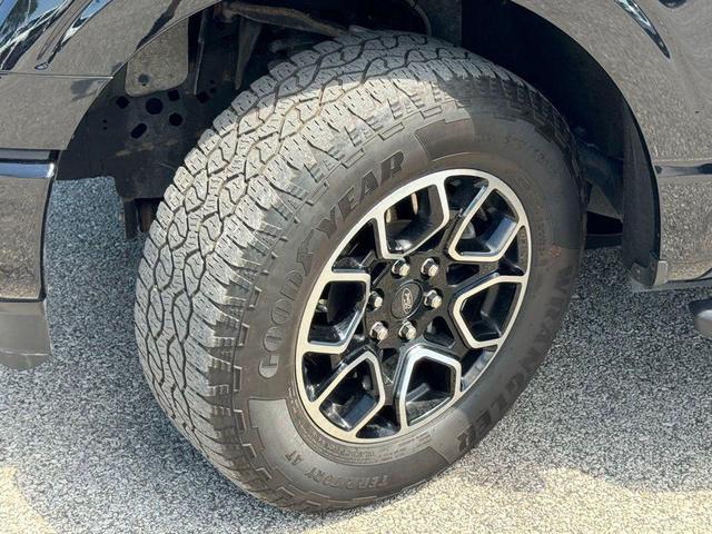 Photo of 2022 Agate Black Metallic Ford F-150