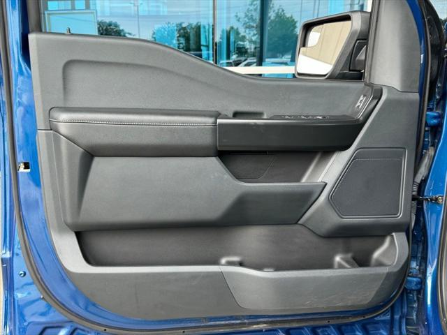 Photo of 2022 Atlas Blue Metallic Ford F-150