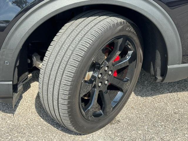 Photo of 2022 Agate Black Metallic Ford Explorer