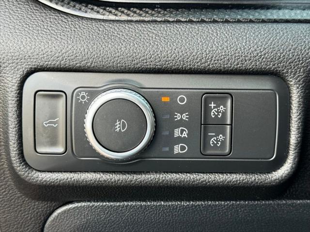 Photo of 2022 Agate Black Metallic Ford Explorer