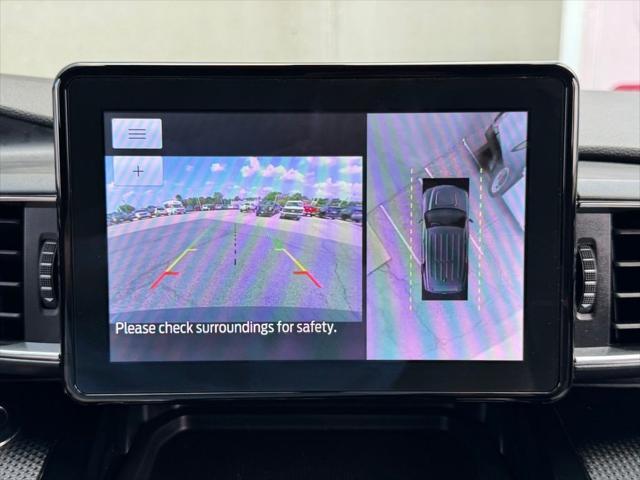 Photo of 2022 Agate Black Metallic Ford Explorer