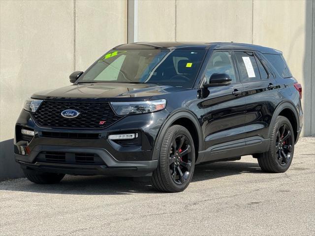 Photo of 2022 Agate Black Metallic Ford Explorer