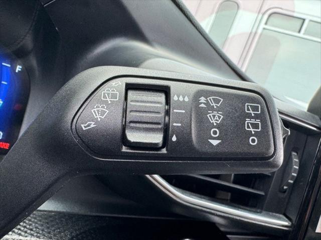 Photo of 2022 Agate Black Metallic Ford Explorer