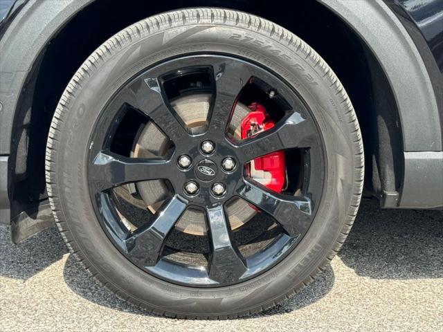 Photo of 2022 Agate Black Metallic Ford Explorer