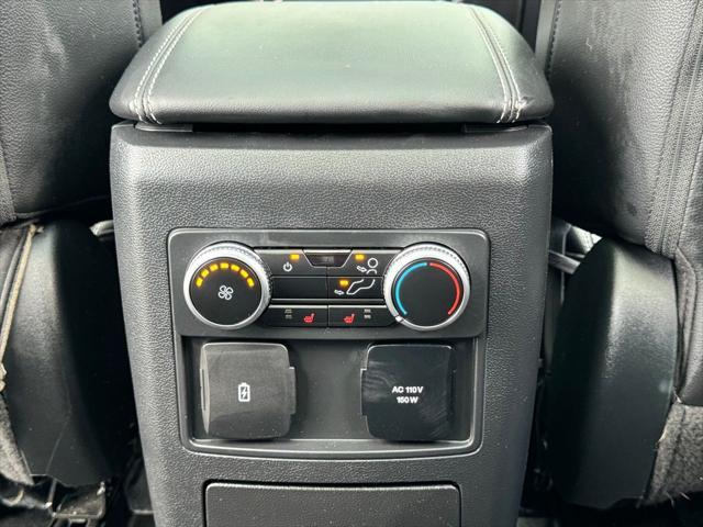 Photo of 2022 Agate Black Metallic Ford Explorer