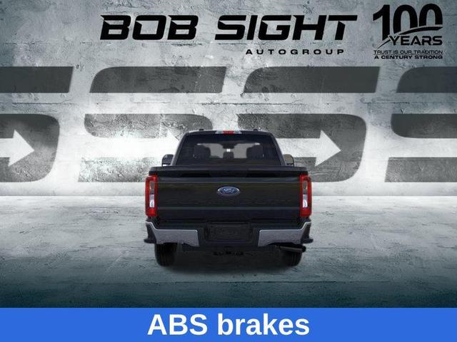 Photo of 2025 Agate Black Metallic Ford F-250